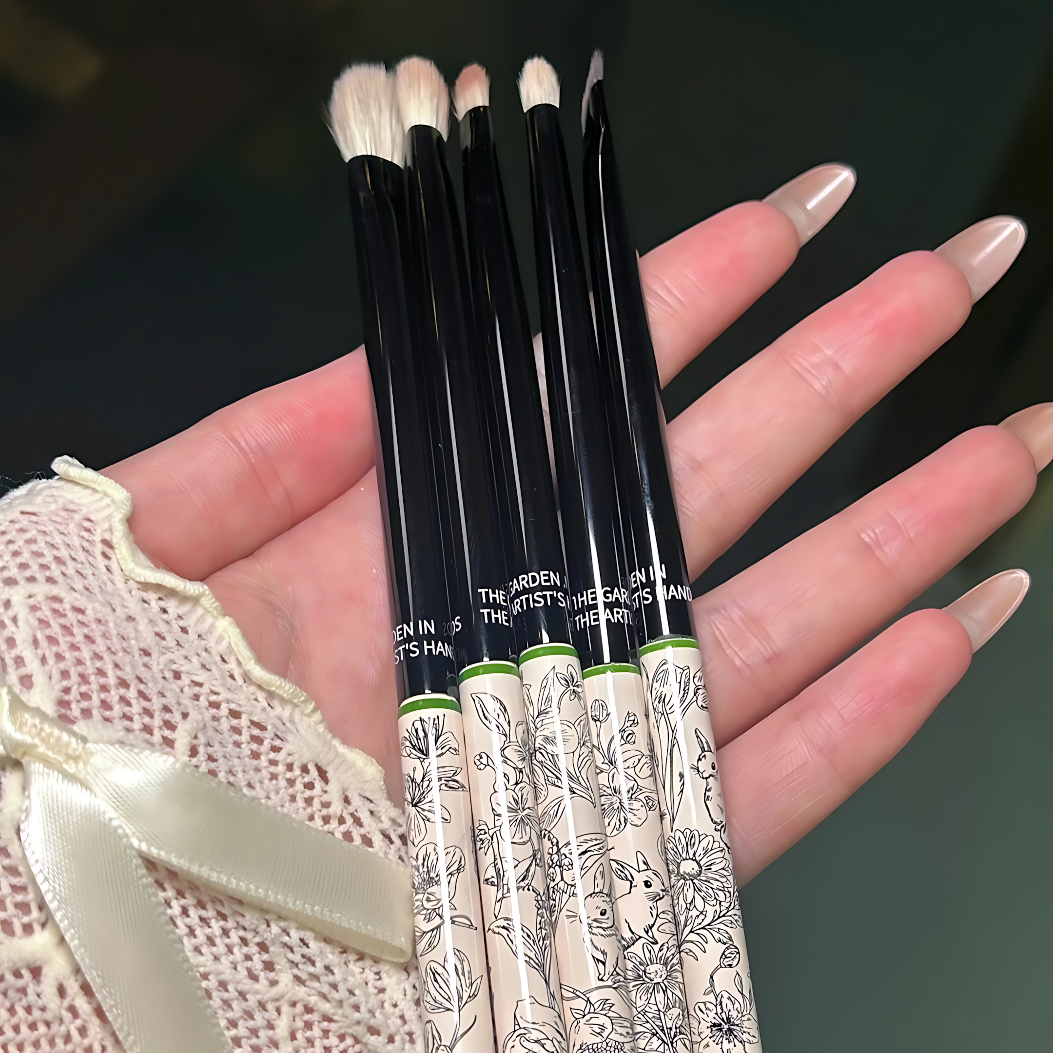 AMORTALS Artist Series Palm Garden Eye Brush Set 6pcs 尔木萄艺术家系列手心的花园眼部套刷