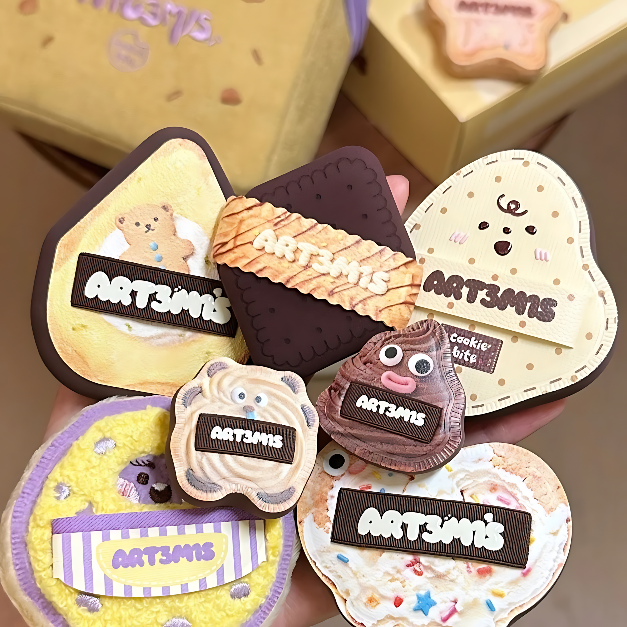 ART3M1S Afternoon Cookie Fantasy Series Powder Puff 凹凸迷思午后曲奇幻想系列粉扑