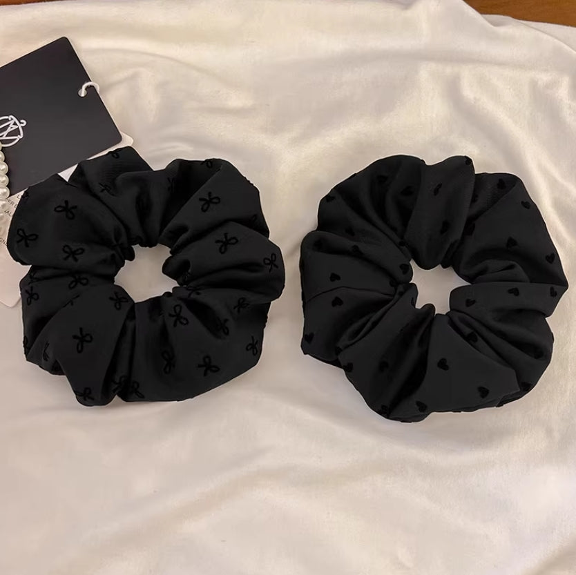 CuteHart Elegant Black Hair Tie - Charming Bow Hair Tie or Polka Dot Hair Tie for a Stylish Look 2pcs 气质黑色波点蝴蝶结大肠发圈尽显时尚风采