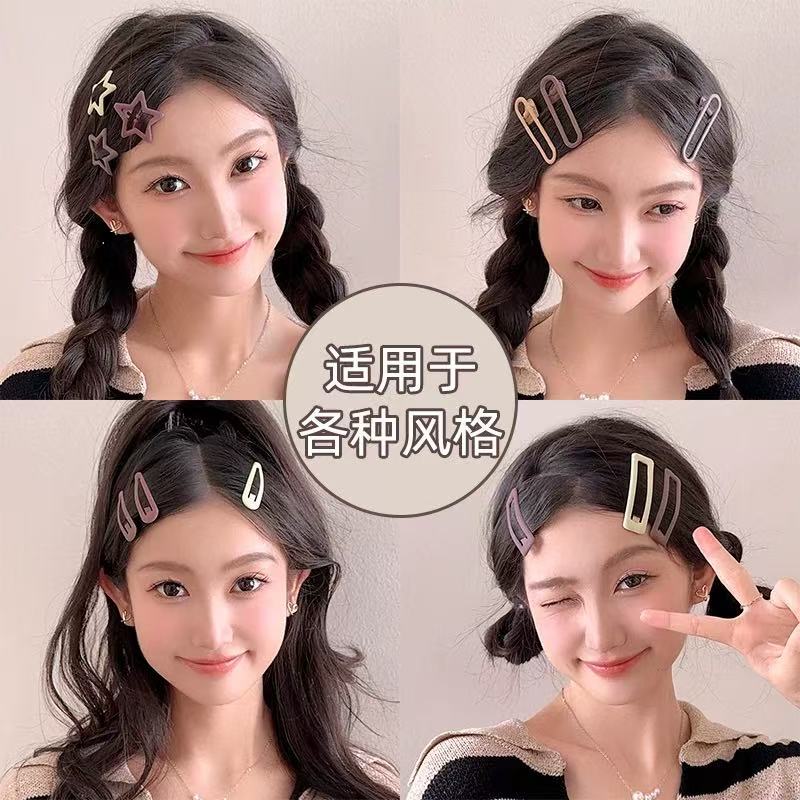 CuteHart Cute Star Hair Clips - Stylish Side Hair Clips for a Charming and Whimsical Look 3pcs/4pcs 时尚可爱星星发夹侧发夹带来迷人俏皮造型