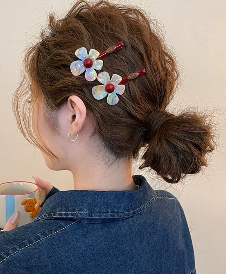 CuteHart Flower Hair Clip - Vibrant and Colorful Bangs Hair Clip with Floral Design for a Fresh Look 2pcs 春夏幻彩醋酸花朵发夹展现清新活力