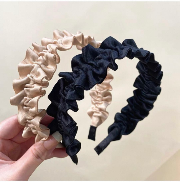 CuteHart Hair Headband - Refined Fabric Headband for an Elevated and Modern Look 2pcs 高级布艺头箍呈现沉稳精致风格
