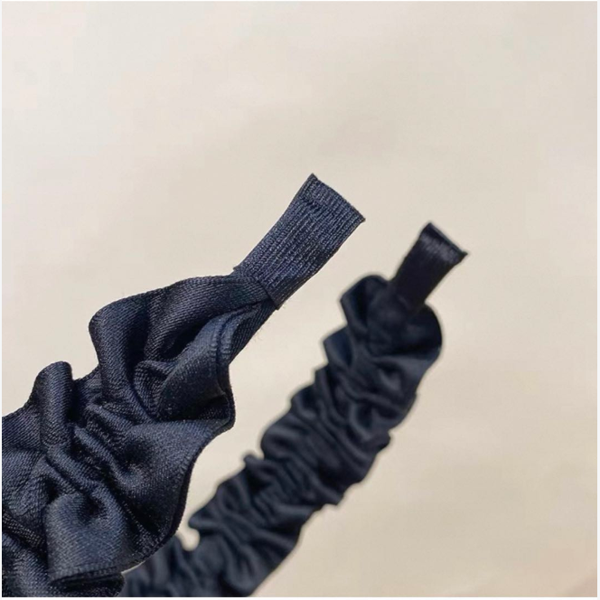 CuteHart Hair Headband - Refined Fabric Headband for an Elevated and Modern Look 2pcs 高级布艺头箍呈现沉稳精致风格