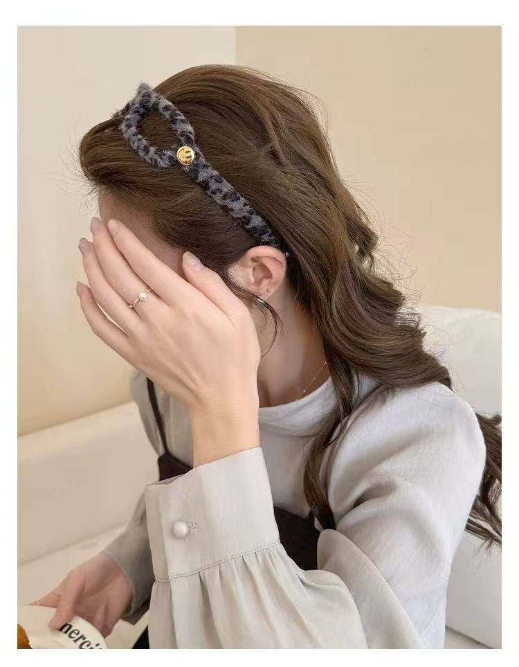 CuteHart Korean Fashion Leopard Headband - Cute Eyewear-Style Hair Band for Women 2pcs 专为女性设计的韩系时尚豹纹发箍拥有可爱眼镜造型