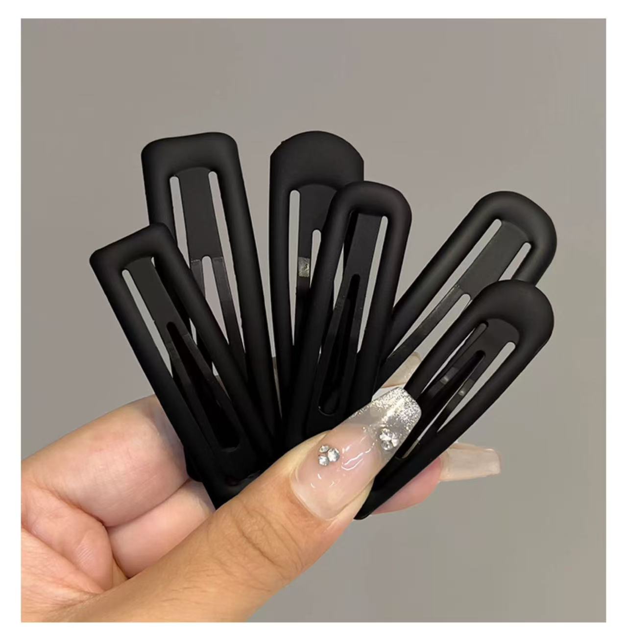 CuteHart Simple Black Bangs Hair Clip - Sleek Hair Clip Black for a Classic Look 10pcs 简约黑色发夹为发型增添经典时尚感