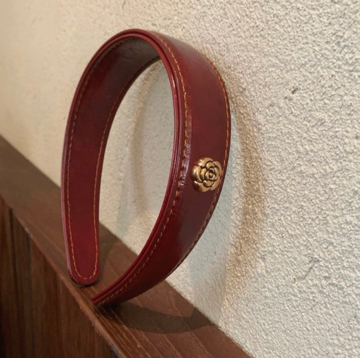 CuteHart Retro Headband - Elegant Leather Headband for a Sophisticated and Timeless Style 1pc 复古高级感皮革发箍展现独特魅力