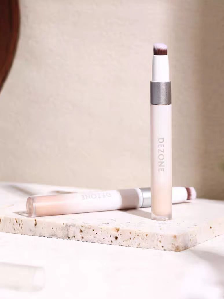 DEZONE Double-Ended Uniform Concealer 4.9g 黛庄双头匀净遮瑕液