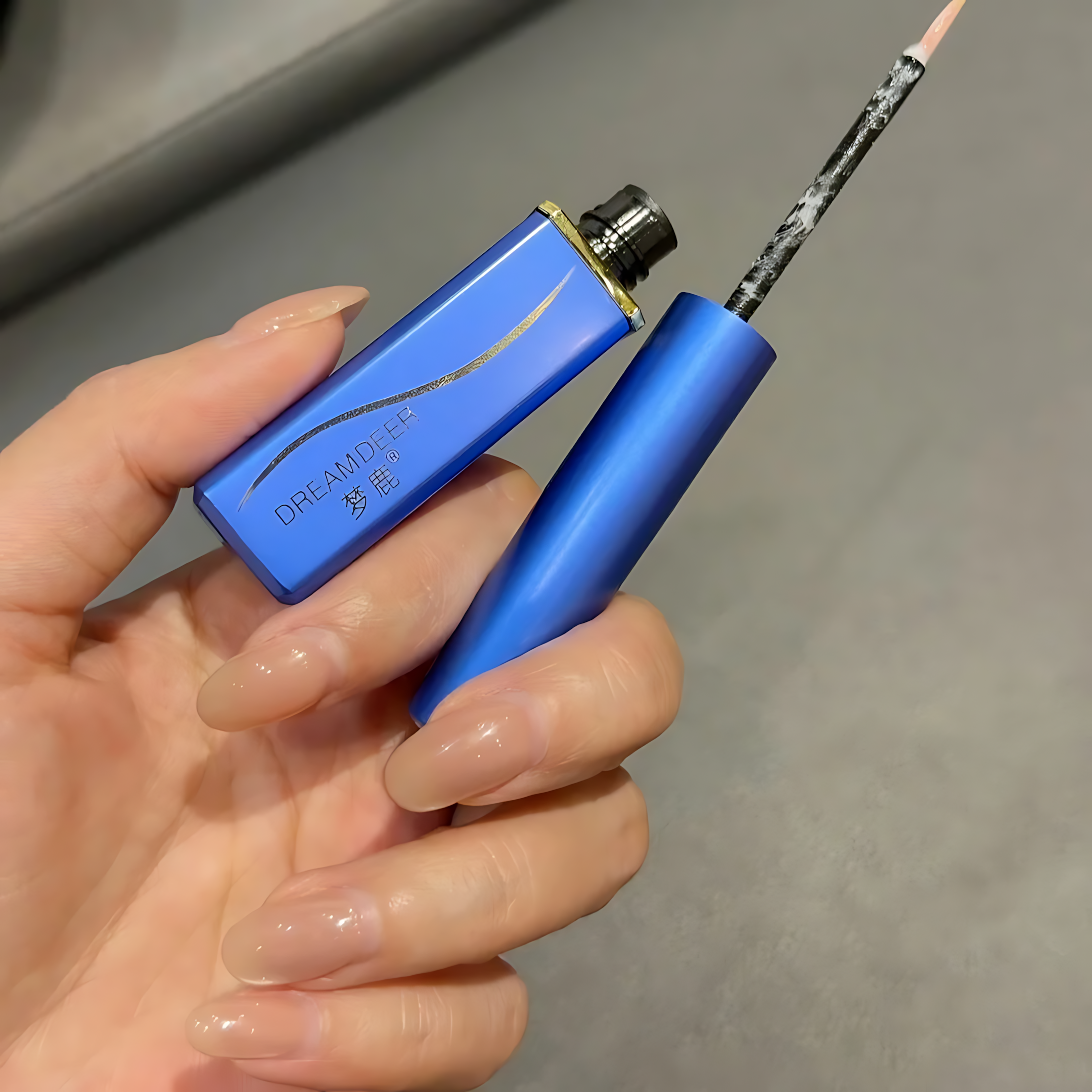 DREAM DEER Blue Strip Lash Adhesive 8ml*2pcs 梦鹿蓝方贴胶水