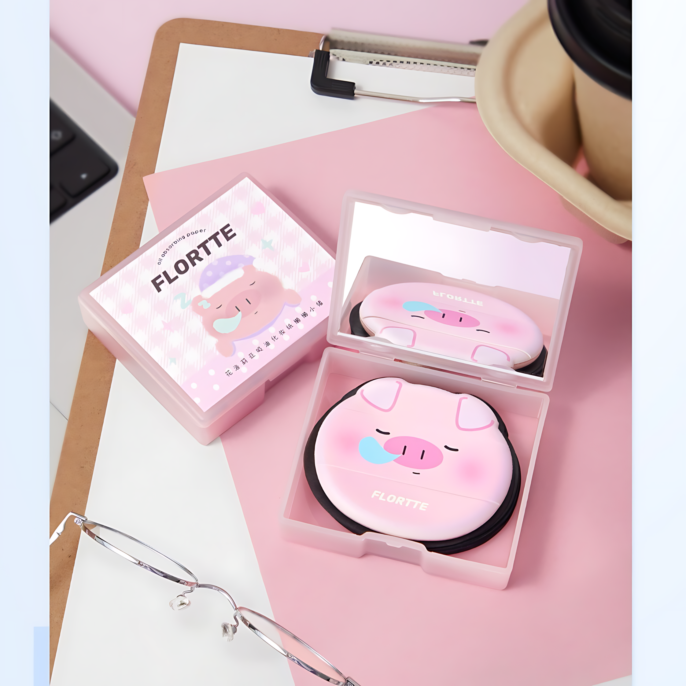 FLORTTE Oil Absorbing Paper (Lazy Little Pig) 2boxes 花洛莉亚吸油化妆纸(懒懒小猪)