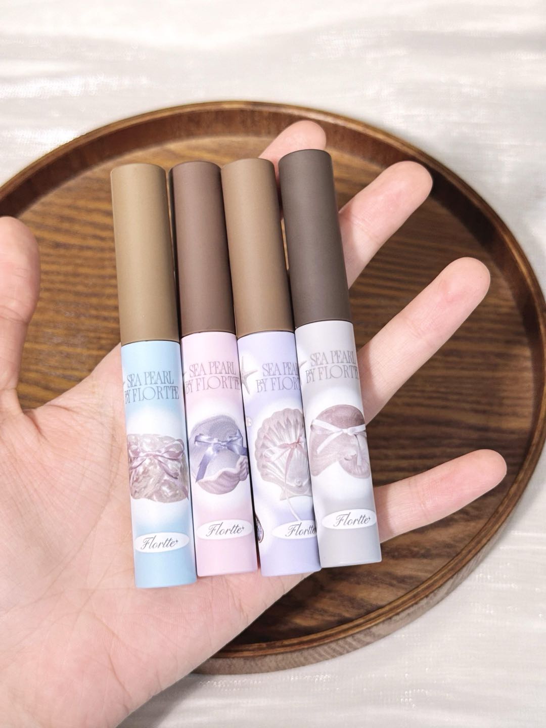 Flortte Glass Sea Series Brow Mascara 4.5g 花洛莉亚玻璃海系列染眉膏