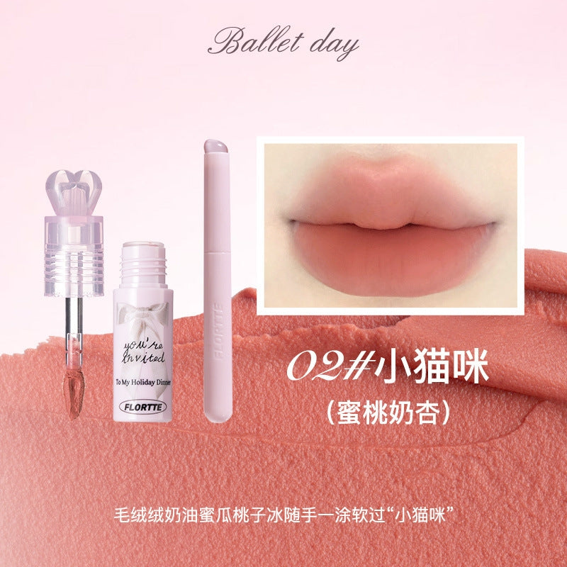 Flortte Little Bowknot Series Milk Cake Lip Cream 2.2g 花洛莉亚小蝴蝶结系列奶糕唇霜