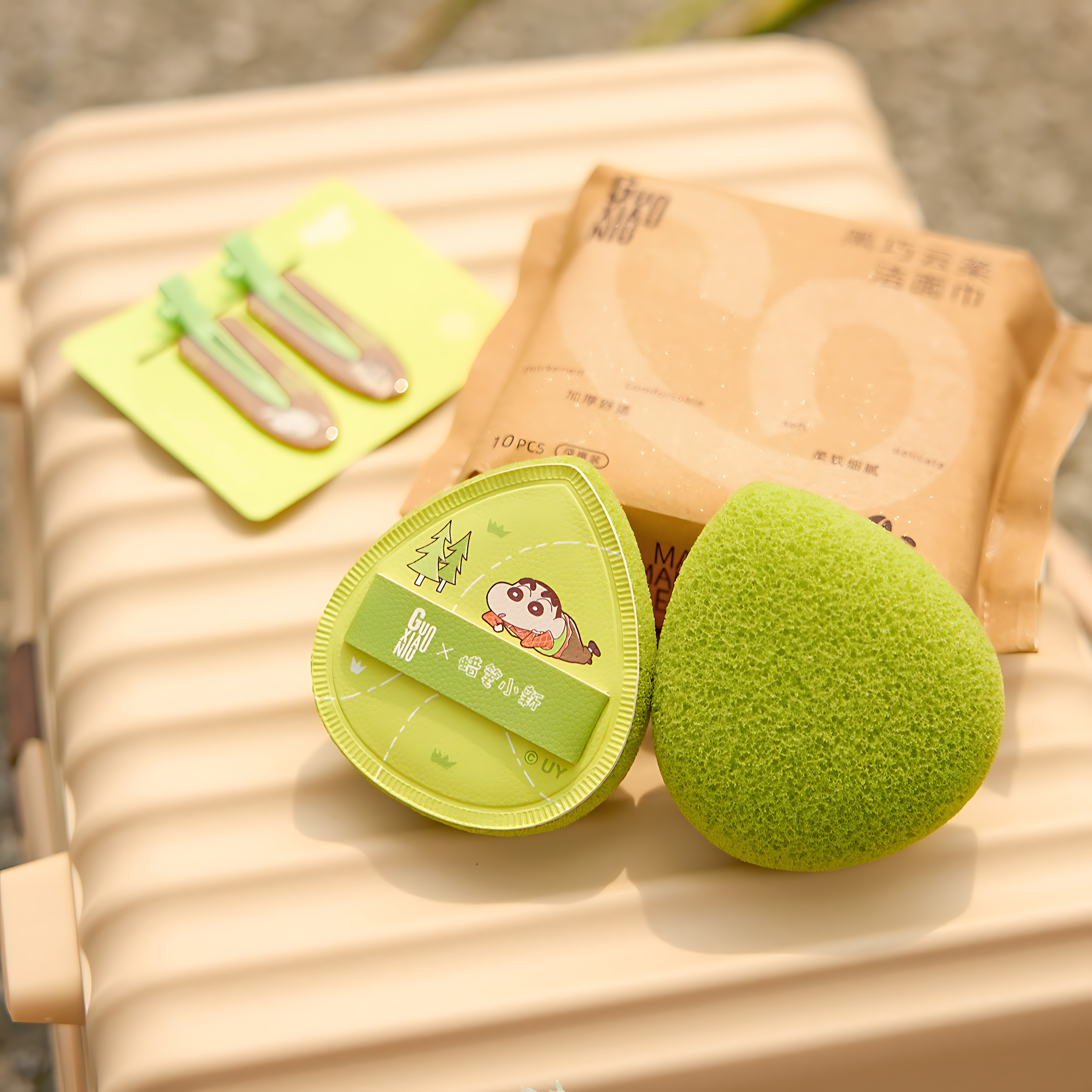 GUOXIAONIU × Crayon Shinchan Camping Series Cleansing Sponge 3pcs 郭小妞×蜡笔小新露营系列洗脸扑