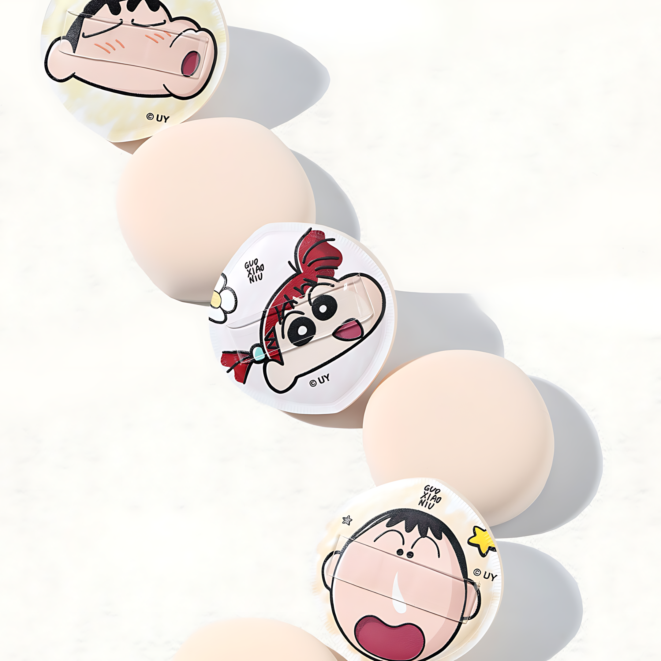 GUOXIAONIU × Crayon Shinchan Kindergarten Series Makeup Puff 郭小妞×蜡笔小新幼稚园系列粉扑