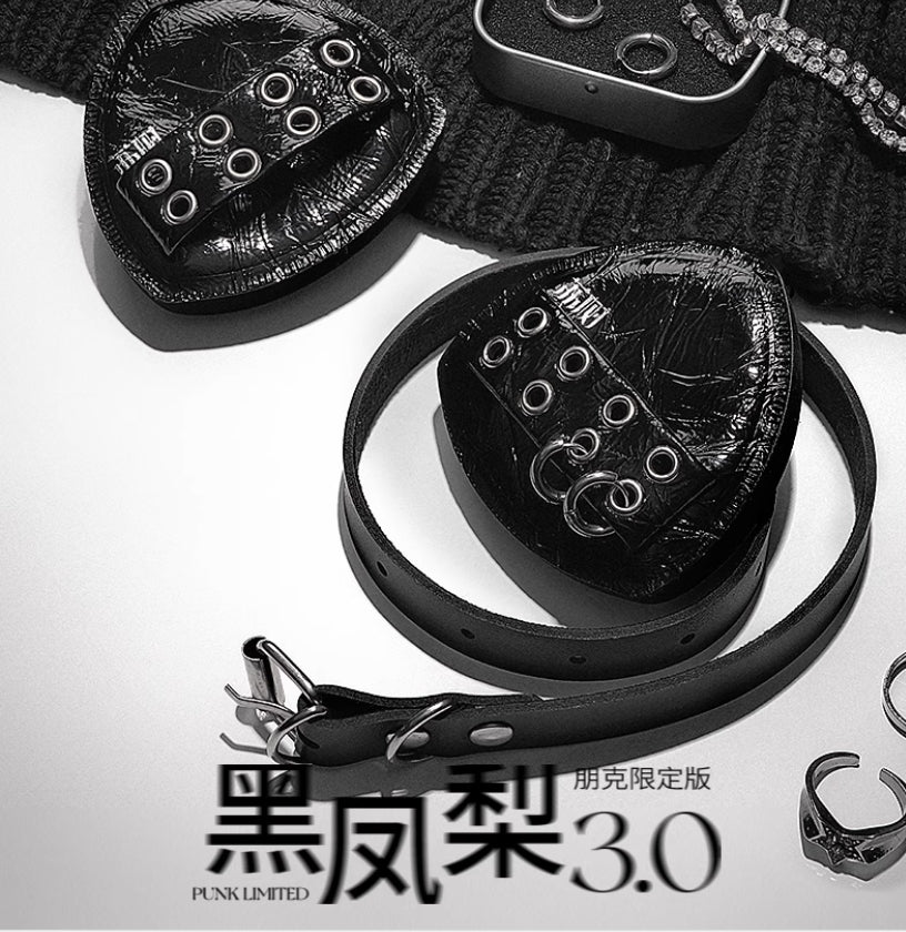 LISHU Punk-style Black Pineapple Puff 2pcs/box 荔树朋克风黑凤梨粉扑