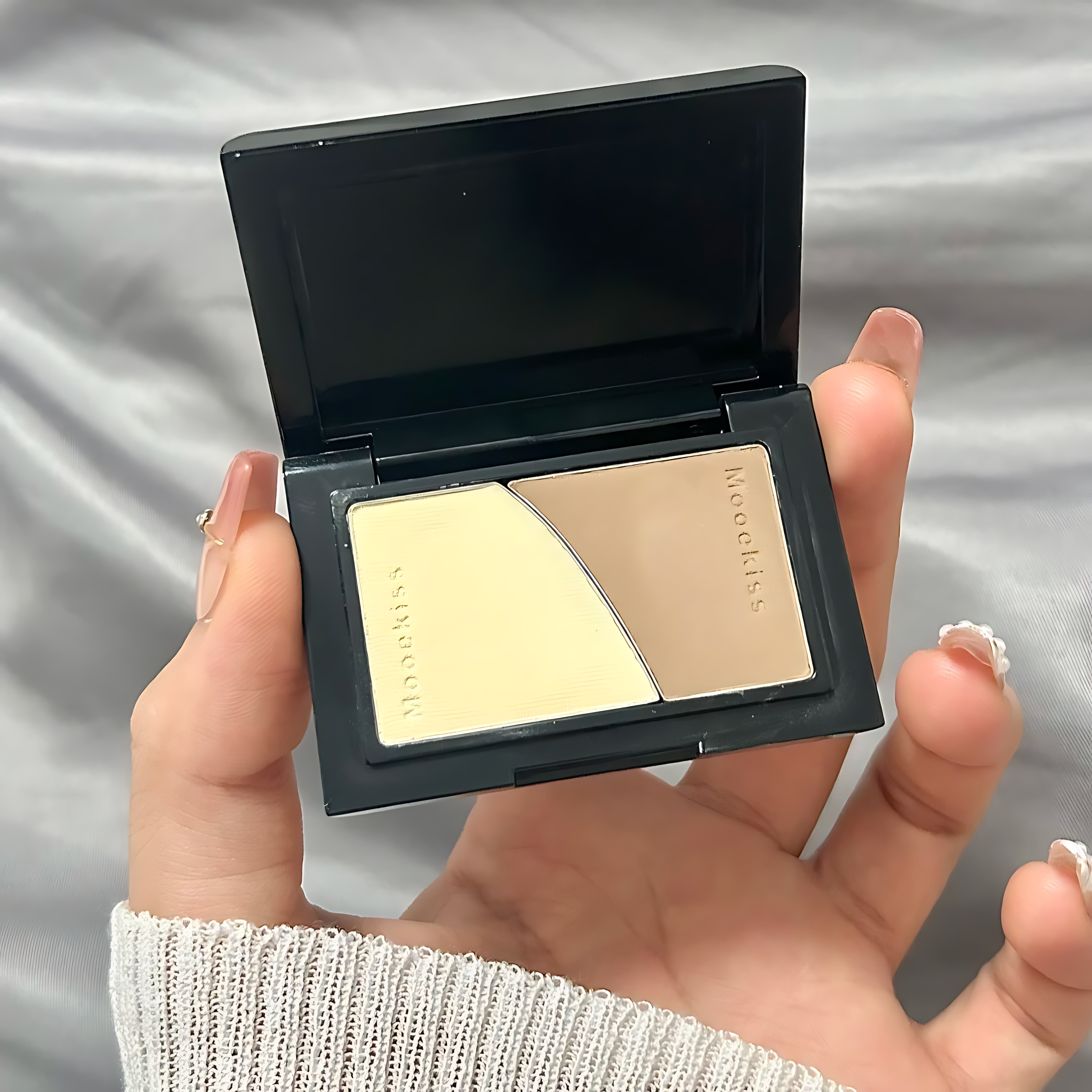 MOOEKISS Dual-Color Sculpting Contour Palette 3.5g 木柯诗两色塑颜修容盘