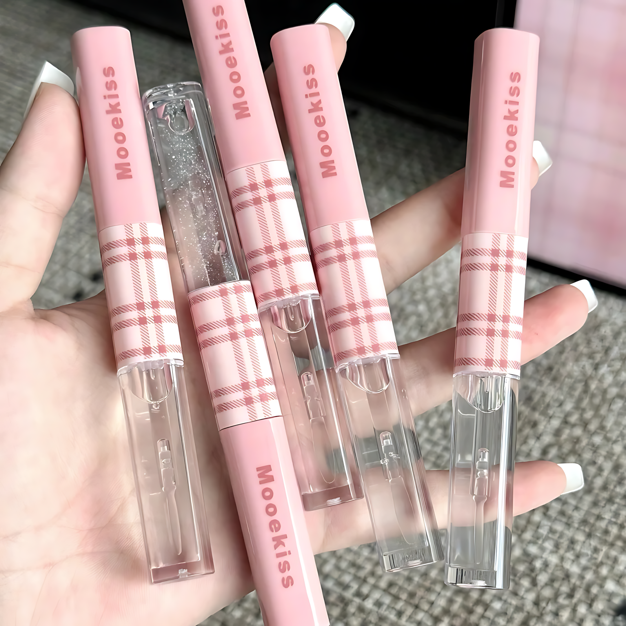 MOOEKISS Qixi Limited Dual-Effect Longwear Lip Gloss 1.5g+1.5g 木柯诗七夕限定双效持色唇釉