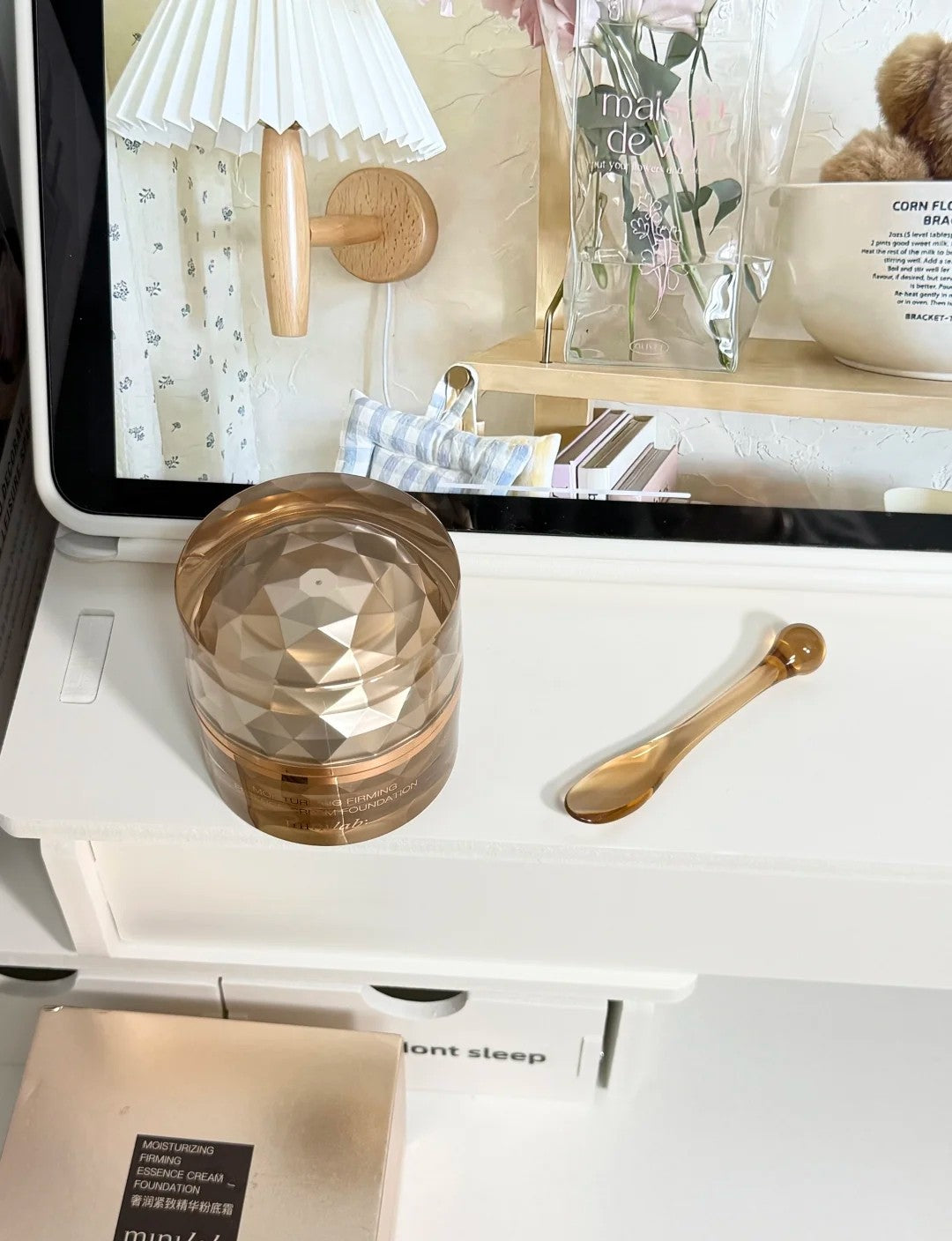 Tiktok/Douyin Hot Minilab Moisturizing Firming Essence Cream Foundation 30g 【Tiktok抖音爆款】minilab奢润紧致精华粉底霜