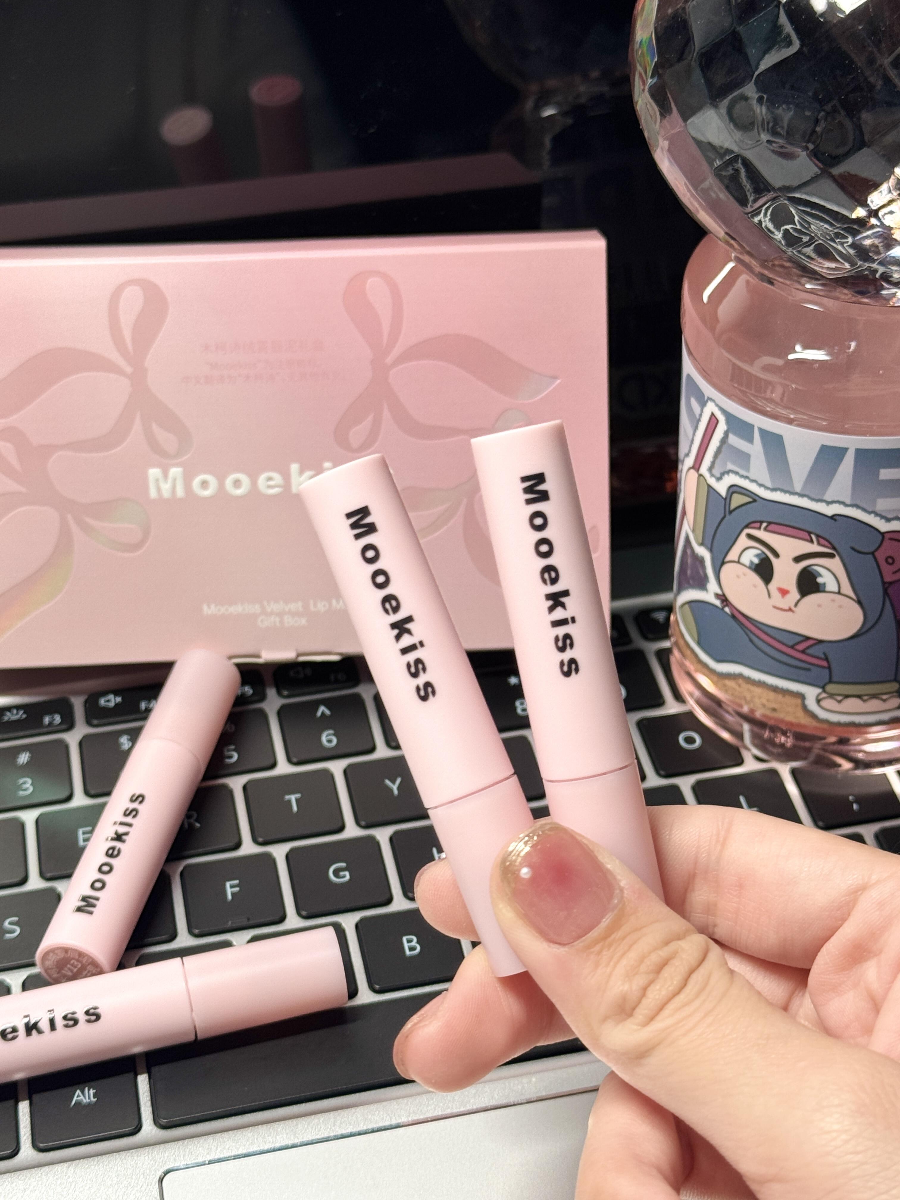 Mooekiss Velvet Matte Lip Mud Gift Set 1g*4pcs/box 木柯诗绒雾唇泥礼盒