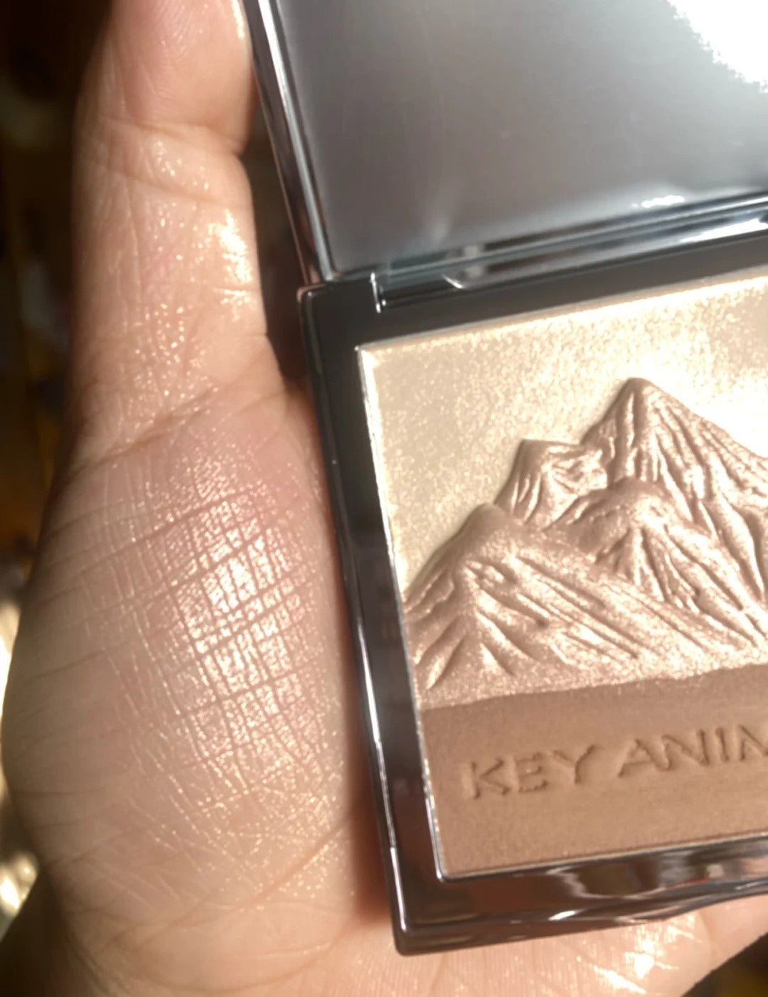 Original Artist Mountain Highlight & Contouring Palette 10.5g 原画师山高光修容盘