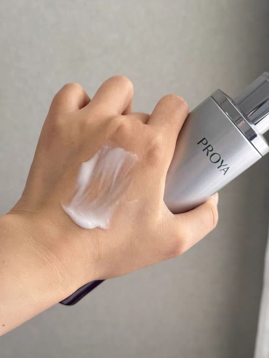 Proya Time-Reverse Radiance Whitening & Spot-Fading Essence Lotion 120ml 珀莱雅启时光蕴美白淡斑精粹乳