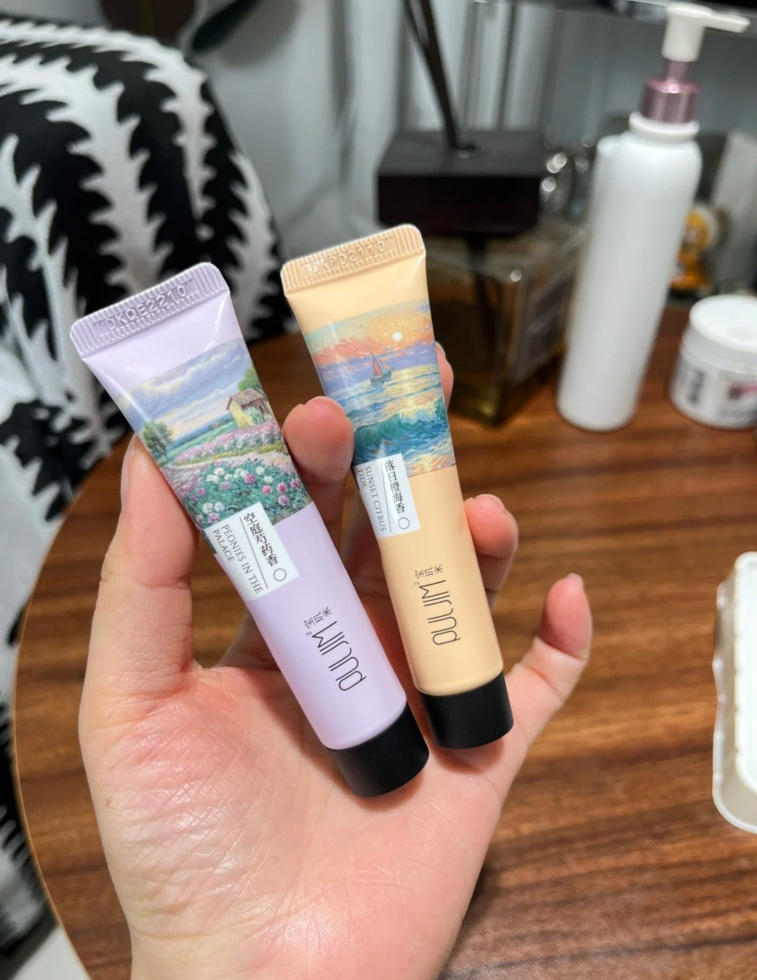 Puljim Moisturizing Perfumed Hand Cream Set - Wheat Field Series 15g×6pcs 宝玑米润护香氛护手霜套盒麦田系列