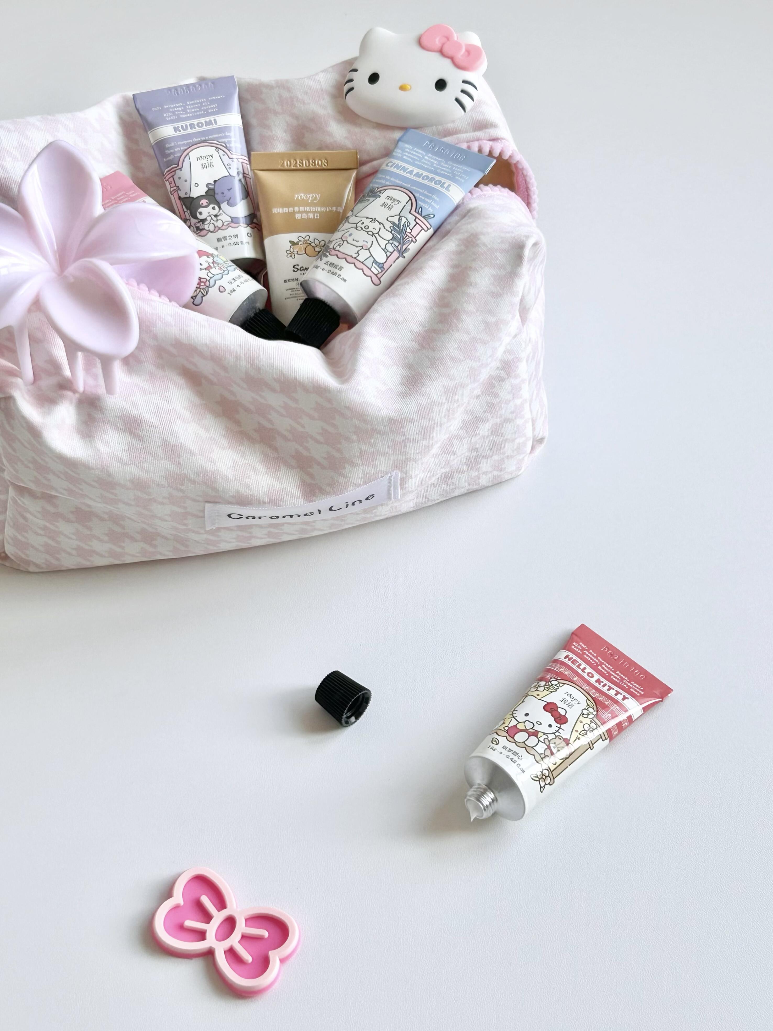 Roopy x Sanrio Sanrio Family Garden Castle Series Hand Cream Set 12g*6pcs/box 润培三丽鸥家族花园城堡系列护手霜套盒