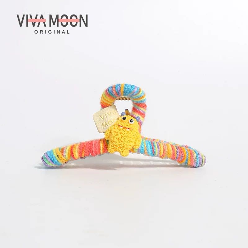 VIVAMOON Fuzzy Claw Clip - Colorful Fuzzy Claw Clip for a Cozy and Charming Look 1pc VIVAMOON彩色可爱毛绒抓夹展现俏皮生动风格