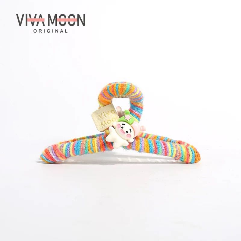 VIVAMOON Fuzzy Claw Clip - Colorful Fuzzy Claw Clip for a Cozy and Charming Look 1pc VIVAMOON彩色可爱毛绒抓夹展现俏皮生动风格