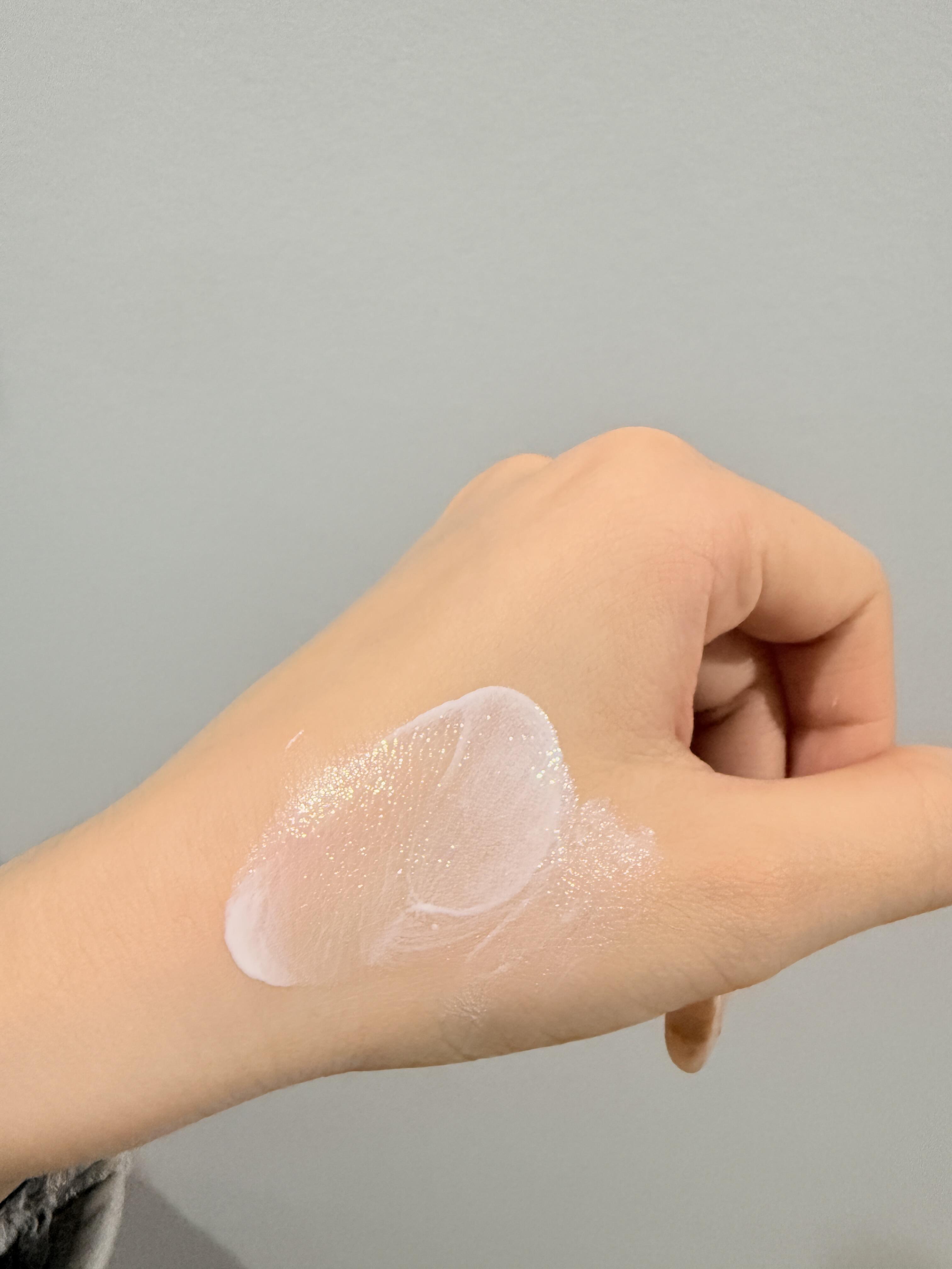 Tiktok/Douyin Hot Voolga Water Feeling Clear Sunscreen Emulsion SPF50 PA+++ 50g【Tiktok抖音爆款】敷尔佳水感清透防晒乳